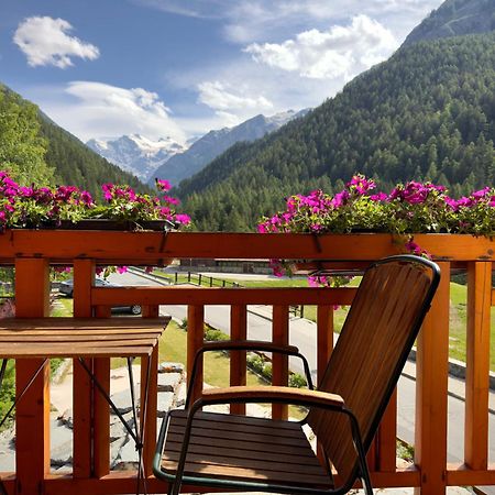 Hotel Le Bouquet - Adults Only Cogne Exteriér fotografie