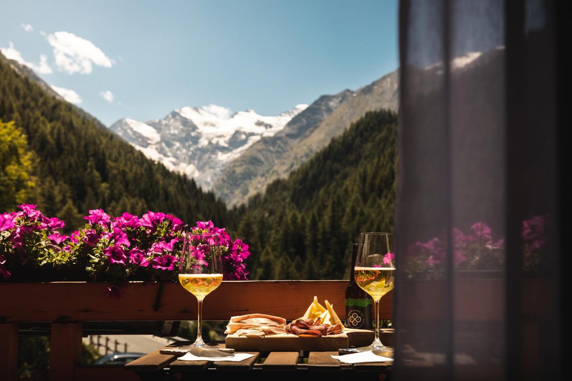 Hotel Le Bouquet - Adults Only Cogne Exteriér fotografie