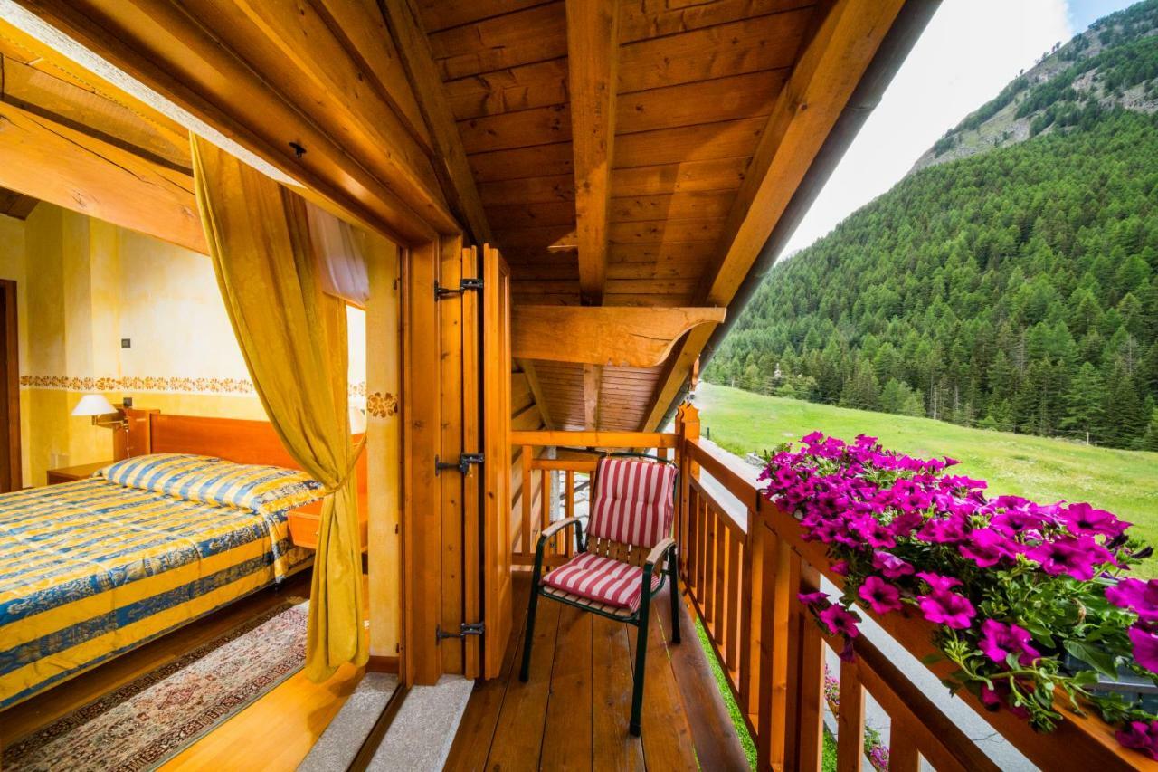 Hotel Le Bouquet - Adults Only Cogne Exteriér fotografie